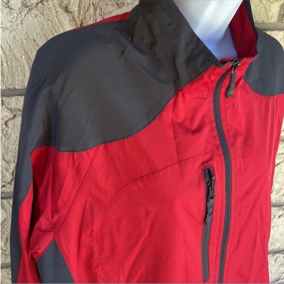 Northend Windbreaker Jacket Red & Gray Running Gym
Size Large - Picture 15 of 15